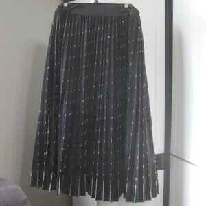 Ankle-Length Black Velvet Pleated Skirt with Rhinestones